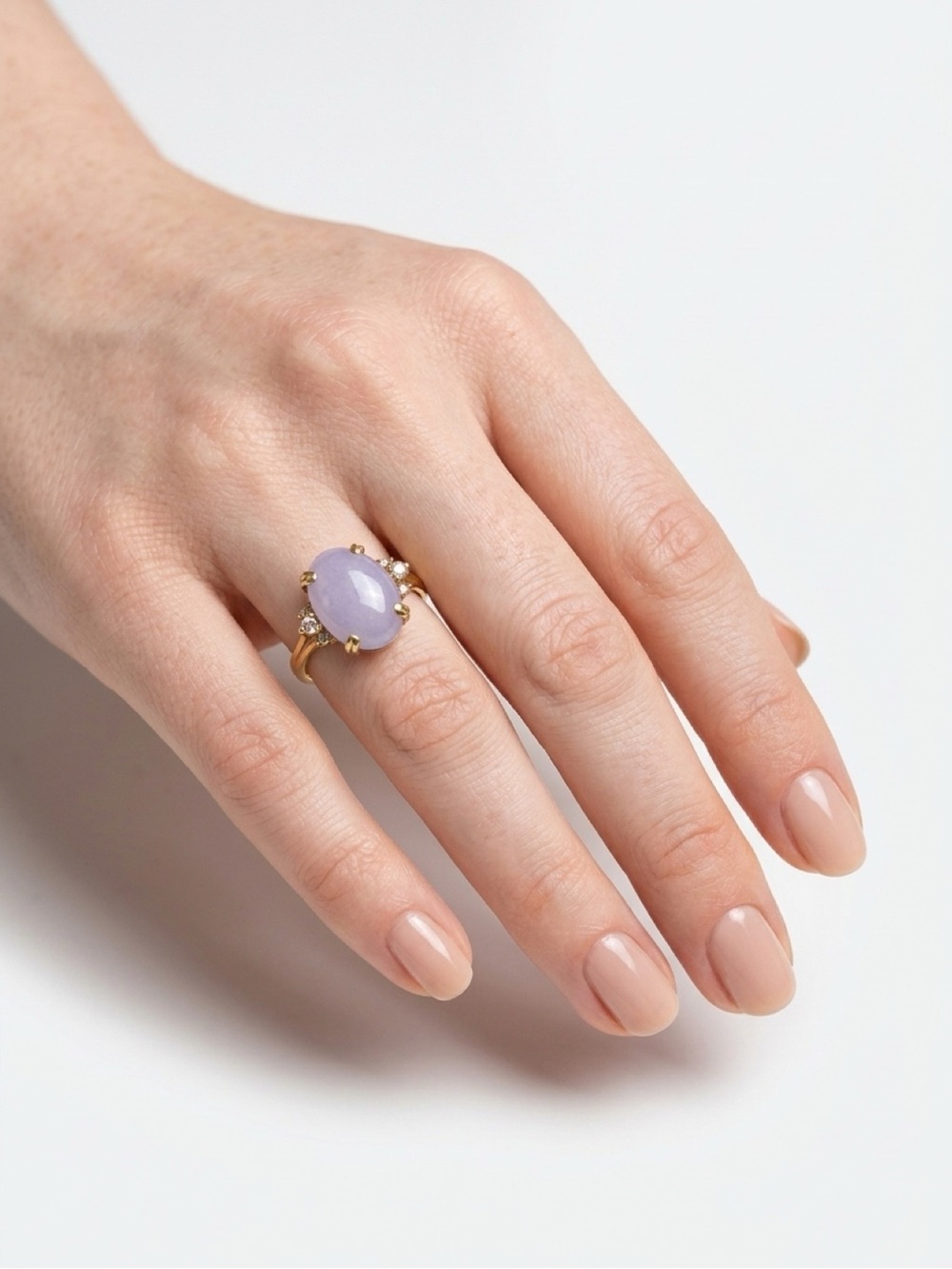 14k Gold Ring with Lavender Jade Cabochon and Diamonds. Size 8